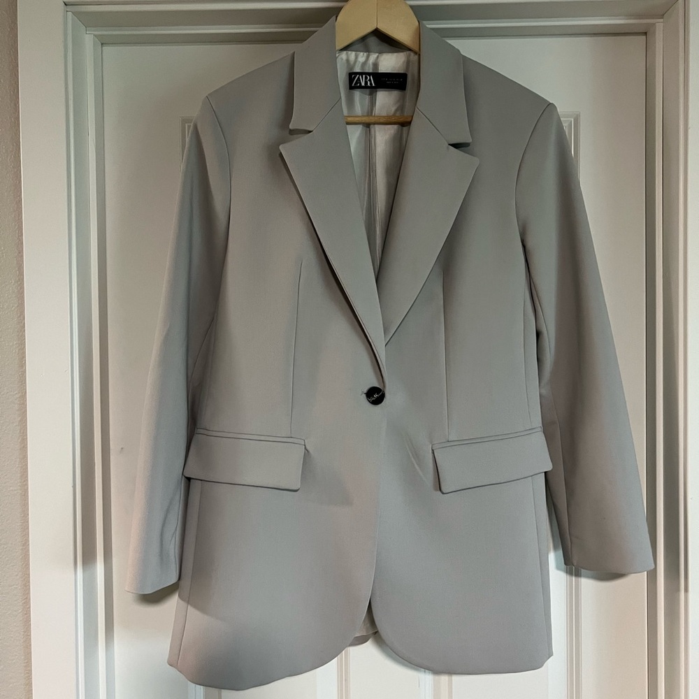 Zara Women's Light Gray Blazer